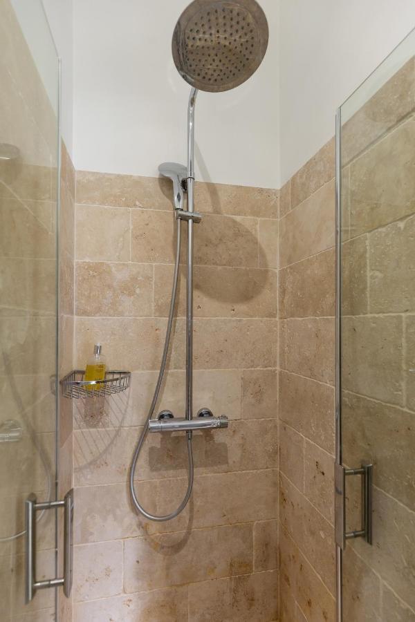 Residence Quelin องเฟลอร์ ภายนอก รูปภาพ